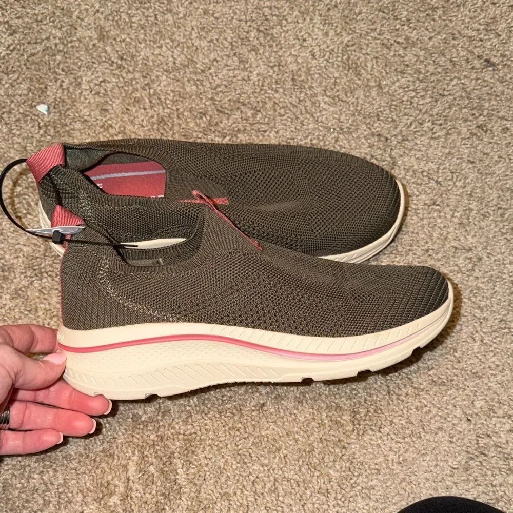 Easy Spirit Olive Knit Slip-On Sneakers with Pink Trim